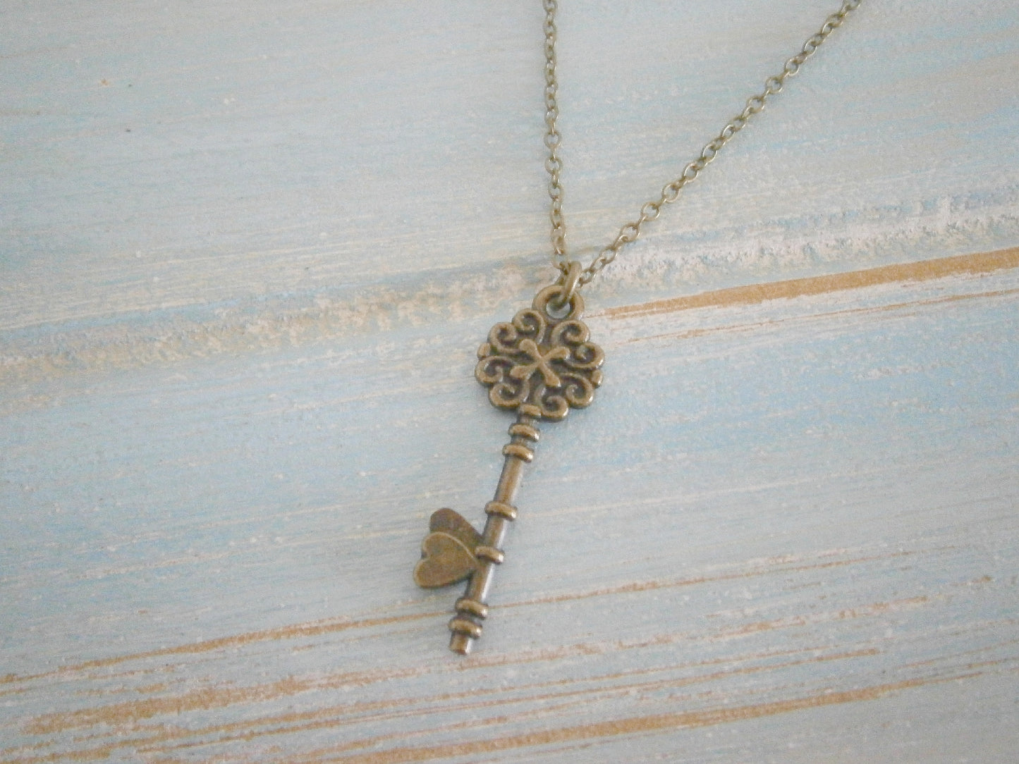 Antique Bronze Plated Small Key Charm Necklace/Boho Necklace/Bridesmaids Gifts/Charm Necklace/Key Necklace/Love Necklace/Steampunk Jewellery