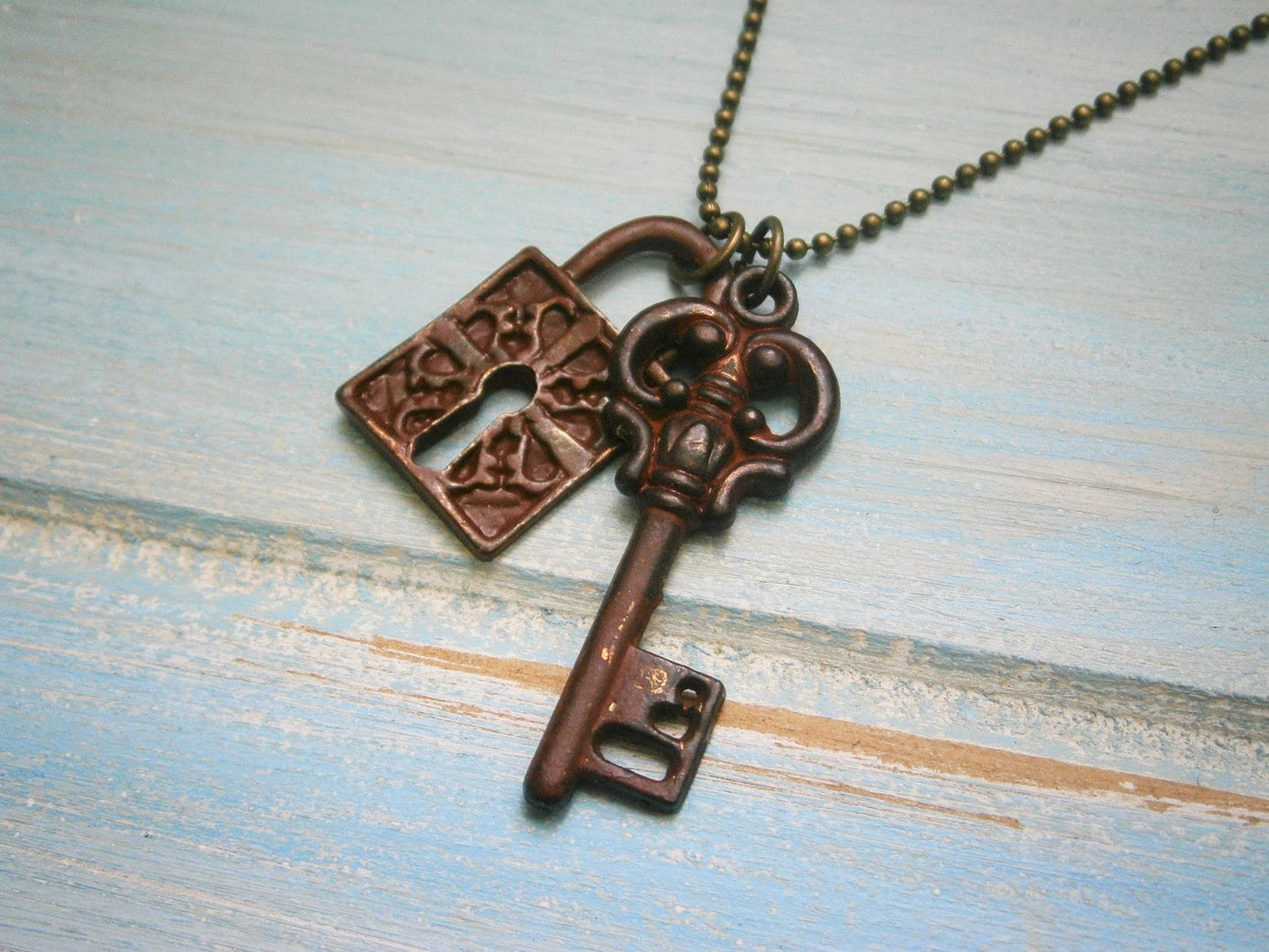 Dark Red Patina Key and Lock on Antique Bronze Ball Chain/Boho Necklace/Long Necklace/Layering Necklace/Patina Jewerly/Patina Necklace.