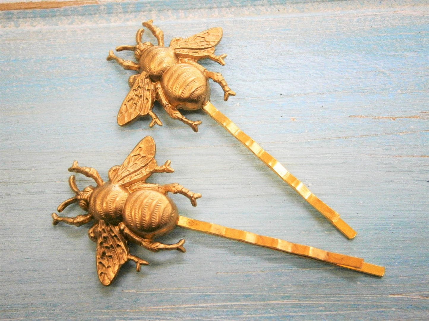 Bee Hair Pin Gold, Bumble Bee Bobby Pins, Bee Hair Clip, Bumble Bee Hair Pins, Bee Hair Clips, Woodland Hair Clip, Wedding Hair Accessories