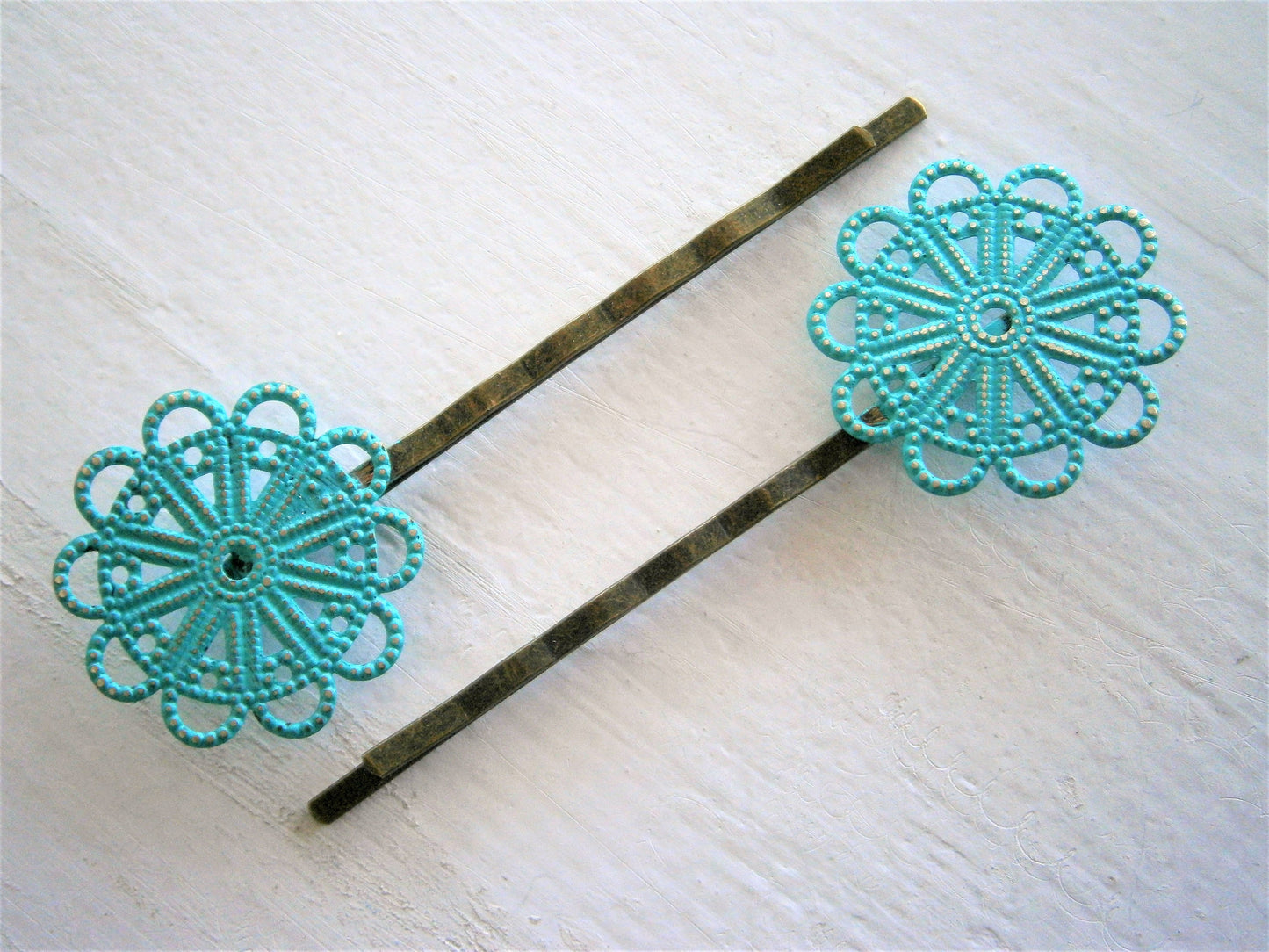 Turquoise Patina Large Filigree Daisy Antique Bronze Bobby Pins Set of 2/Hair Clip/Bohemian Hair Clips/Shabby Chic Hair Clips/Rustic Wedding