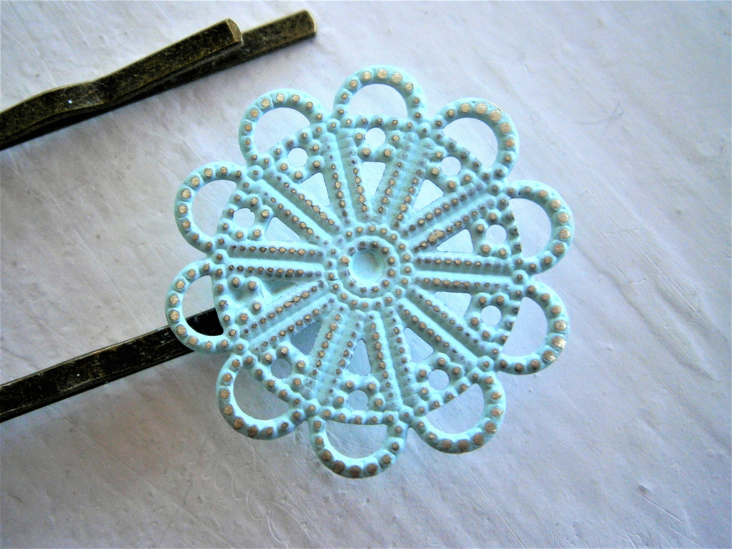 Mint Patina Large Filigree Daisy Antique Bronze Bobby Pins Set of 2/Hair Clips/Bohemian Hair Clips/Shabby Chic Hair Clips/Rustic Wedding