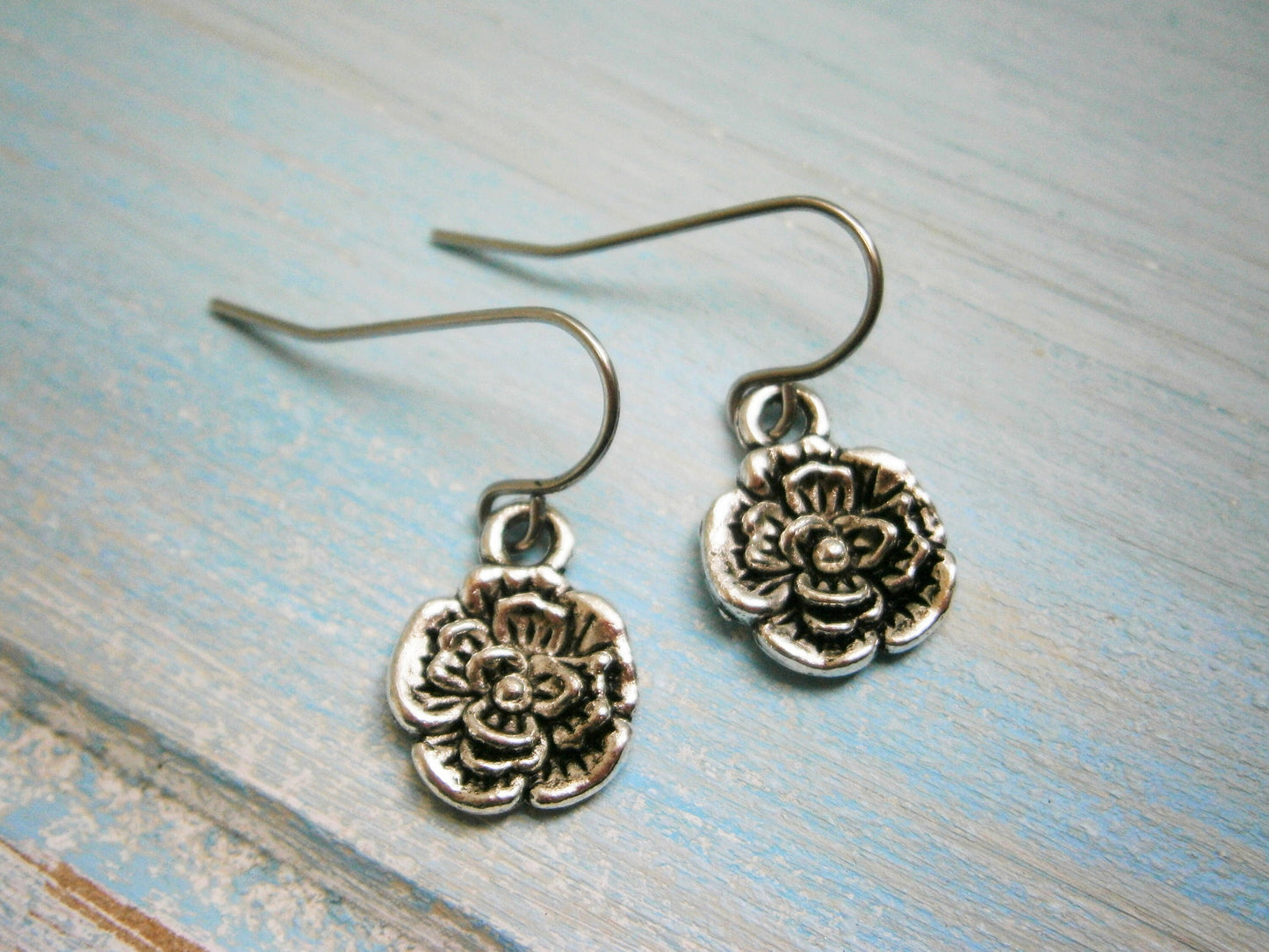 Antique Silver Plated Small Blossom Flower Pendant On Stainless Steel French Earring Hooks/Flower Earrings/Boho Style/Wedding Jewelry
