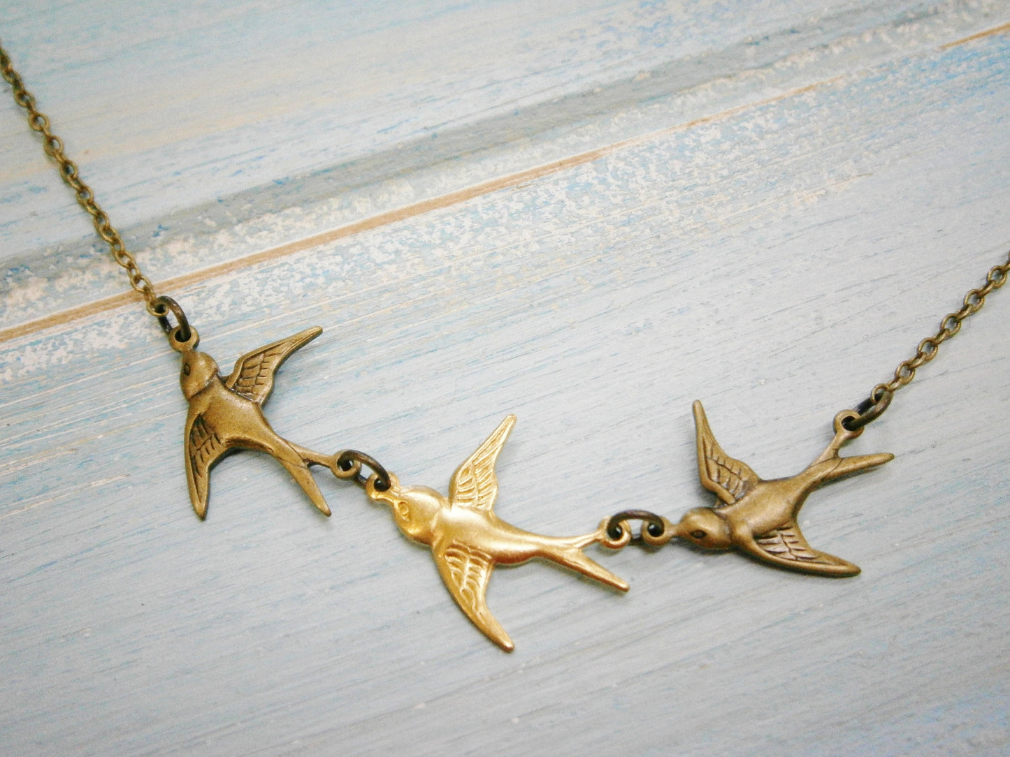 Three Small Bird Necklace/Boho Necklace/Nature Necklace/Woodland Necklace/Nature Jewellery/Rustic Wedding/Bridesmaid Gift/Bird Necklace