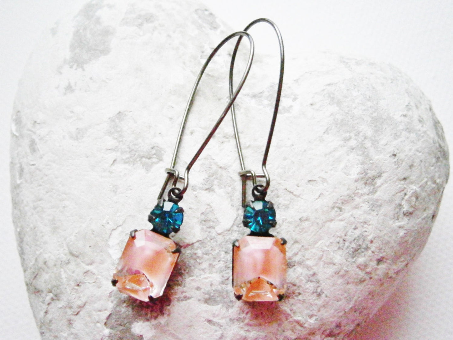 Vintage Pink Givre Glass Stone and Zircon Blue Swarovski Crystal in Black Brass Setting On Gunmetal Black Kidney Wire Hooks/Dangle Earrings