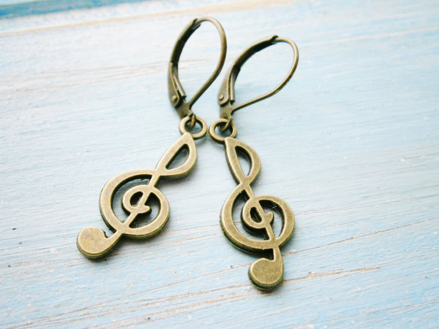 Antique Bronze Musical Note Pendant Dangle Earrings/Boho Earrings/ Victorian Style Earrings/ Shabby Chic Earrings/Symbol Earrings