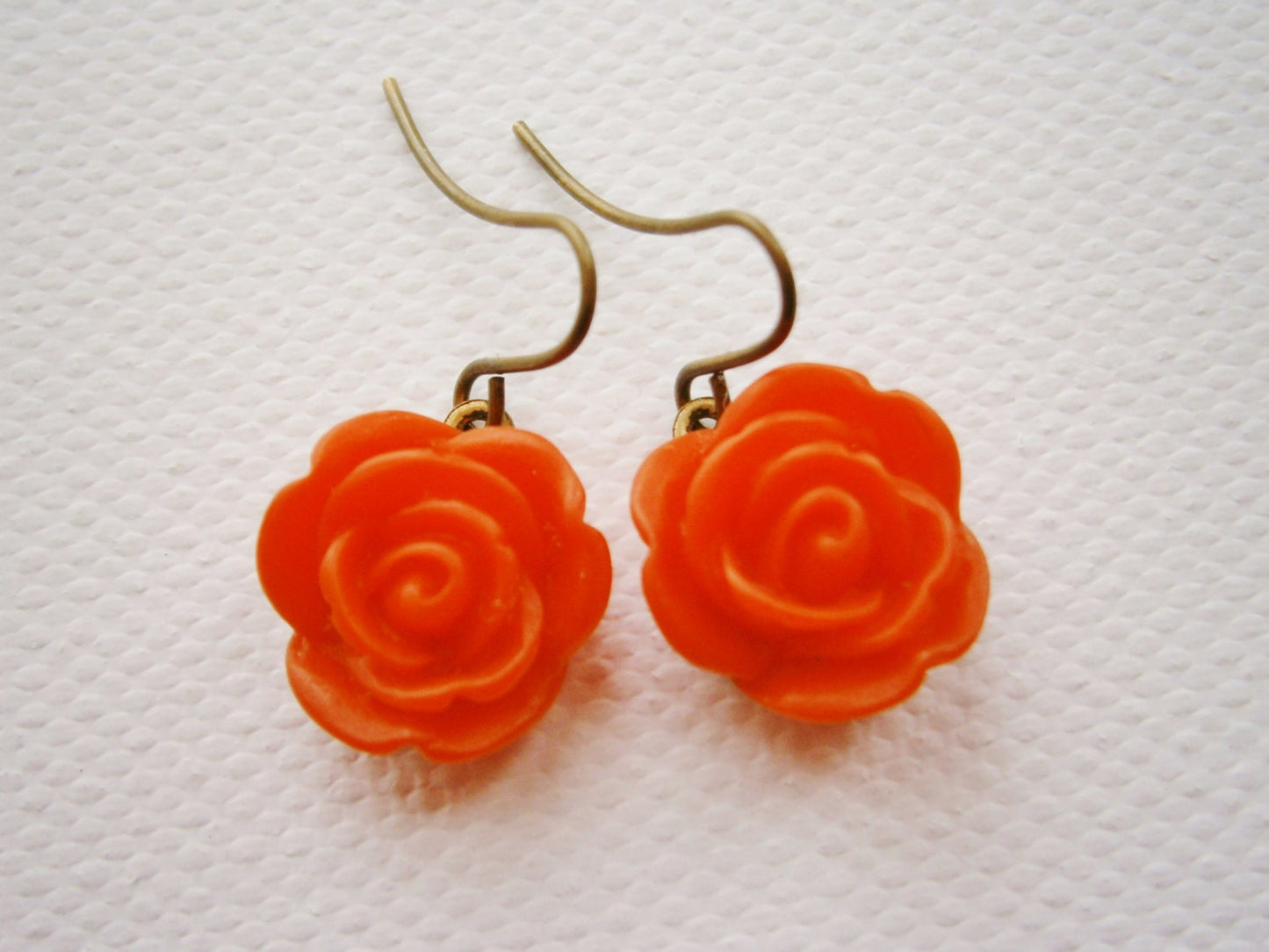 Red 13mm Resin Rose's set on Antique Brass Base & Earring Hook's/Dangle Earrings/Rose Earrings/Nature Earrings/Boho Earrings