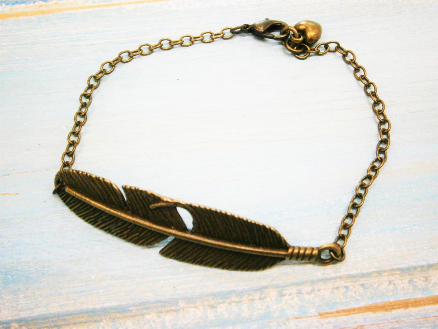 Antique Bronze Feather Bracelet/Boho Bracelet/Nature Inspired Bracelet/Woodland Jewelry/Bridesmaid Bracelet/Feather Bracelet/Bird Bracelet