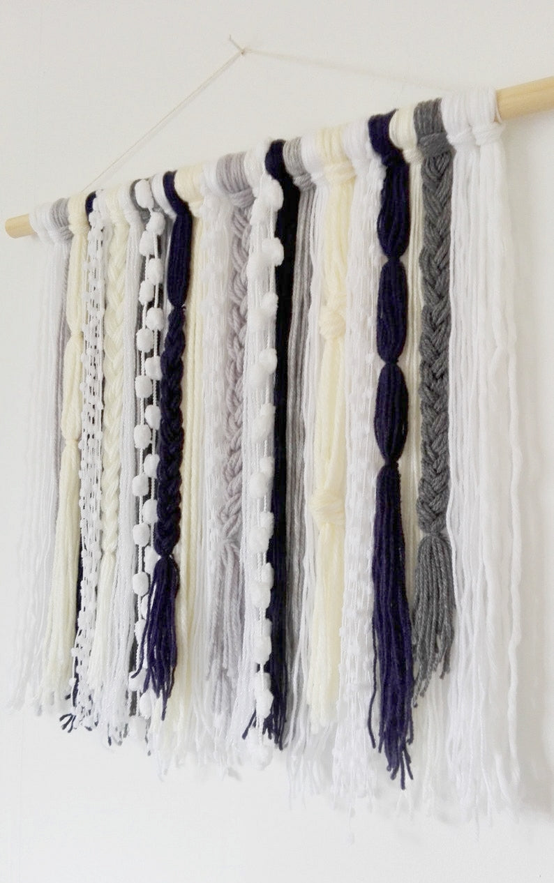 Boho Yarn Wall Hanging/Wall Decor/Boho Girl/Dorm Decor/Decor/Tapestry/Housewarming/Beach House Decor/Room Decor/Wall Hanging