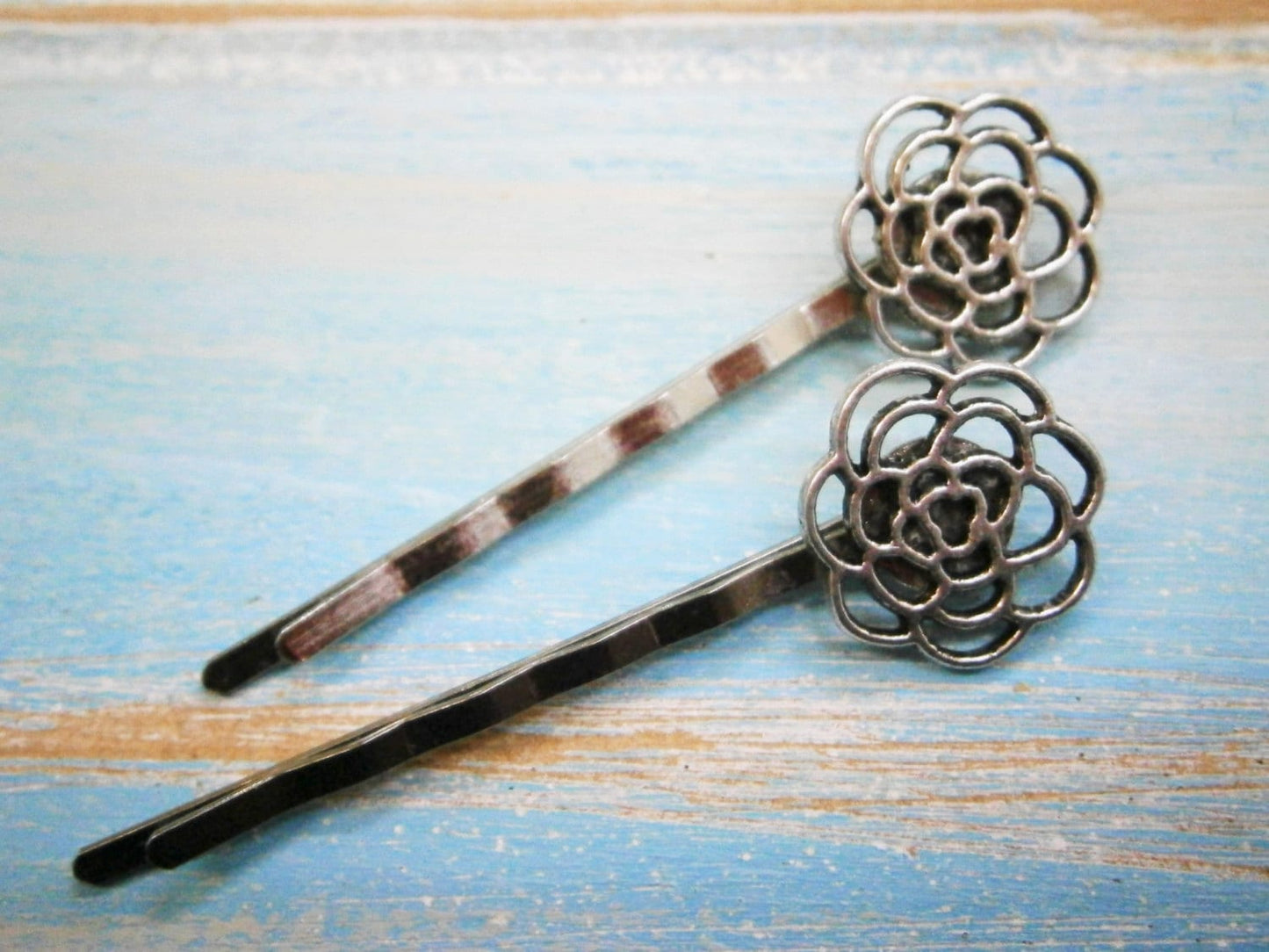Antique Silver Plated Set of 2 Filigree Flower Bobby Pins, Flower Hair Clips, Boho Hair Clips, Rustic Wedding Hair, Wedding Hair Accessories