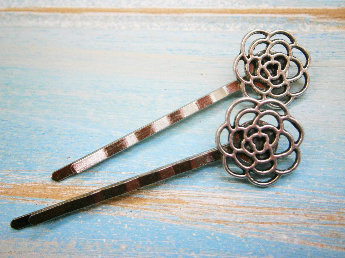 Antique Silver Plated Set of 2 Filigree Flower Bobby Pins, Flower Hair Clips, Boho Hair Clips, Rustic Wedding Hair, Wedding Hair Accessories