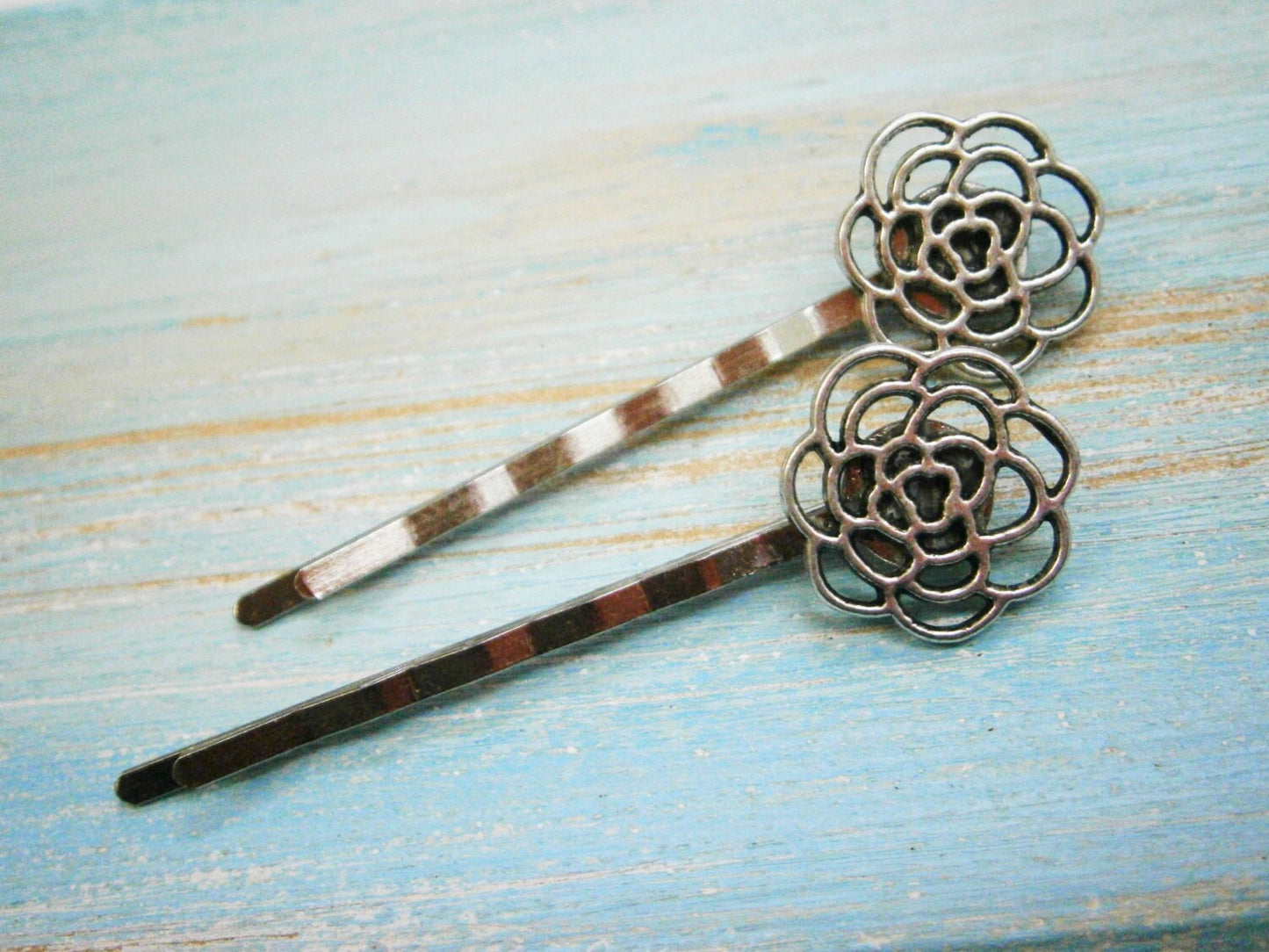 Antique Silver Plated Set of 2 Filigree Flower Bobby Pins, Flower Hair Clips, Boho Hair Clips, Rustic Wedding Hair, Wedding Hair Accessories