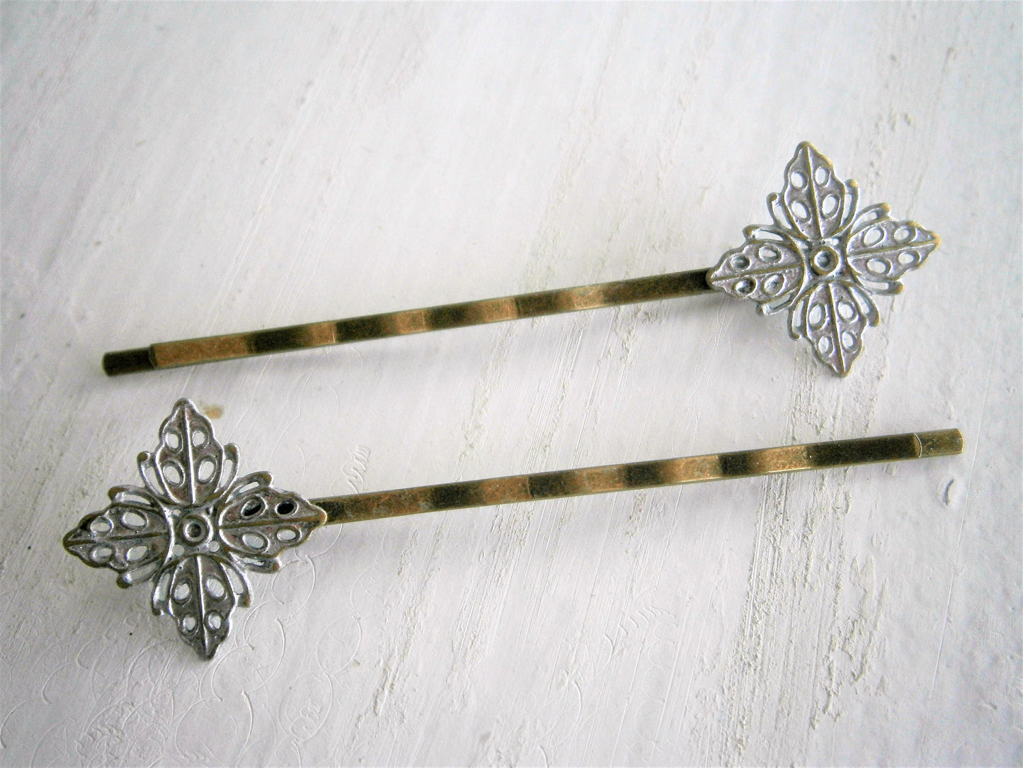 Silver Filigree Patina Antique Bronze Bobby Pins Set of Two/Hair Clips/Bohemian Hair Clips/Shabby Chic Hair Clips/Bobby Pins/Vintage Style