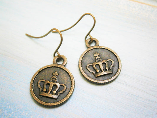 Antique Bronze Small Crown Disc Charm Dangle Earrings/Boho Earrings/Crown Earrings/Royal Earrings/Dangle Earrings/Dainty Earrings