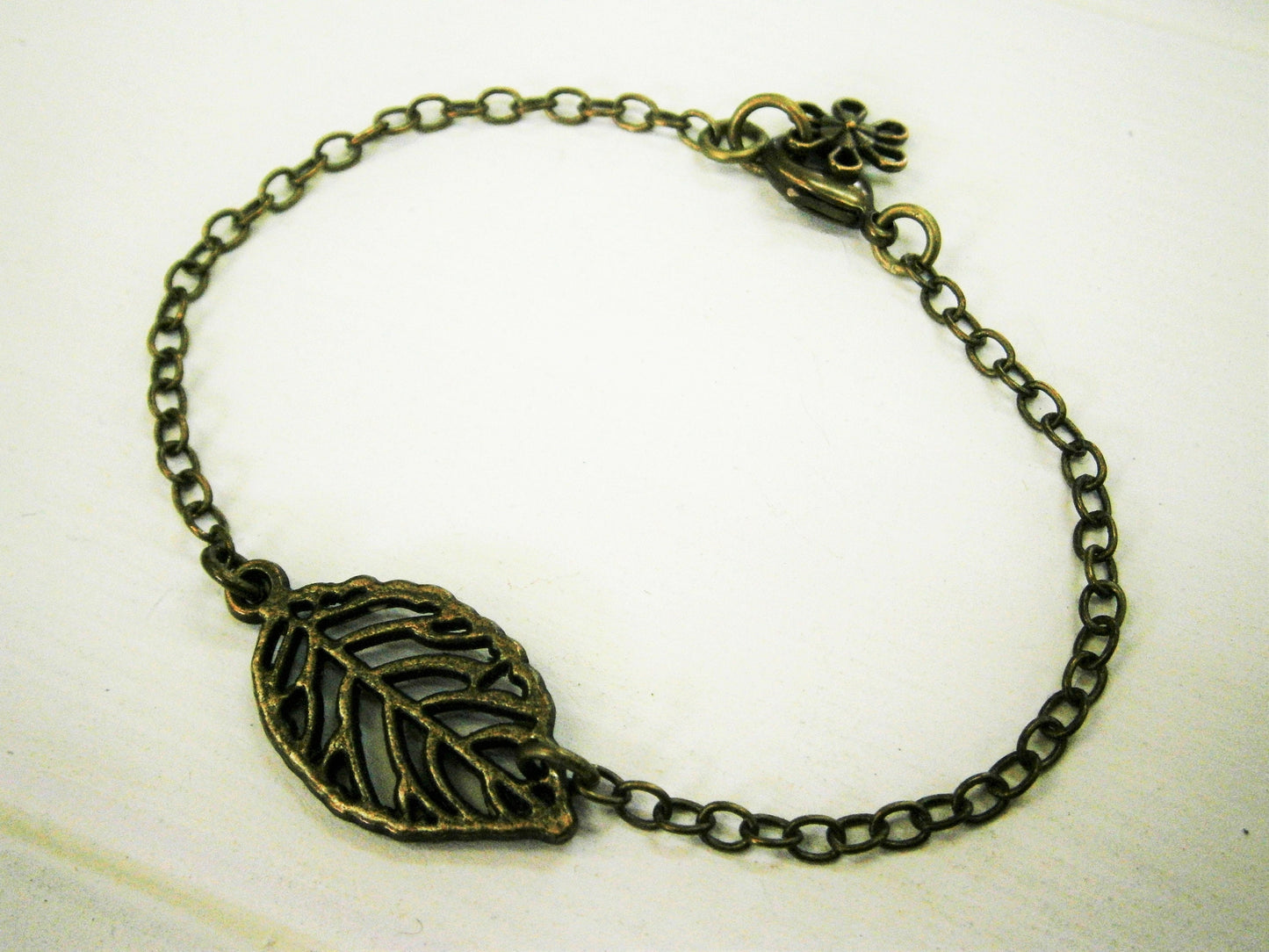 Antique Bronze Filigree Leaf Bracelet/Boho Bracelet/Nature Jewelry/Woodland Jewelry/Bridesmaid Bracelet/Leaf Bracelet/Garden Bracelet