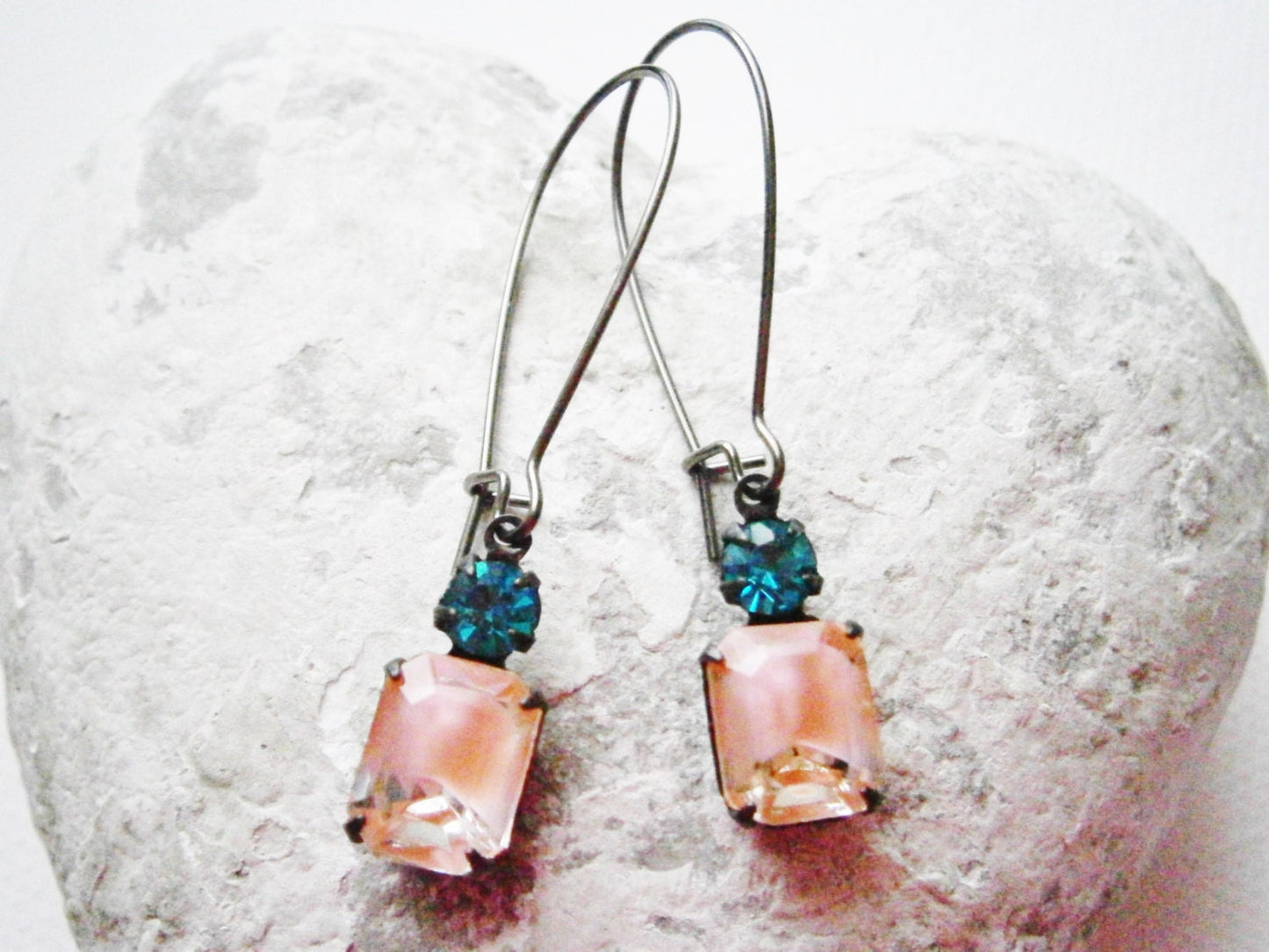 Vintage Pink Givre Glass Stone and Zircon Blue Swarovski Crystal in Black Brass Setting On Gunmetal Black Kidney Wire Hooks/Dangle Earrings