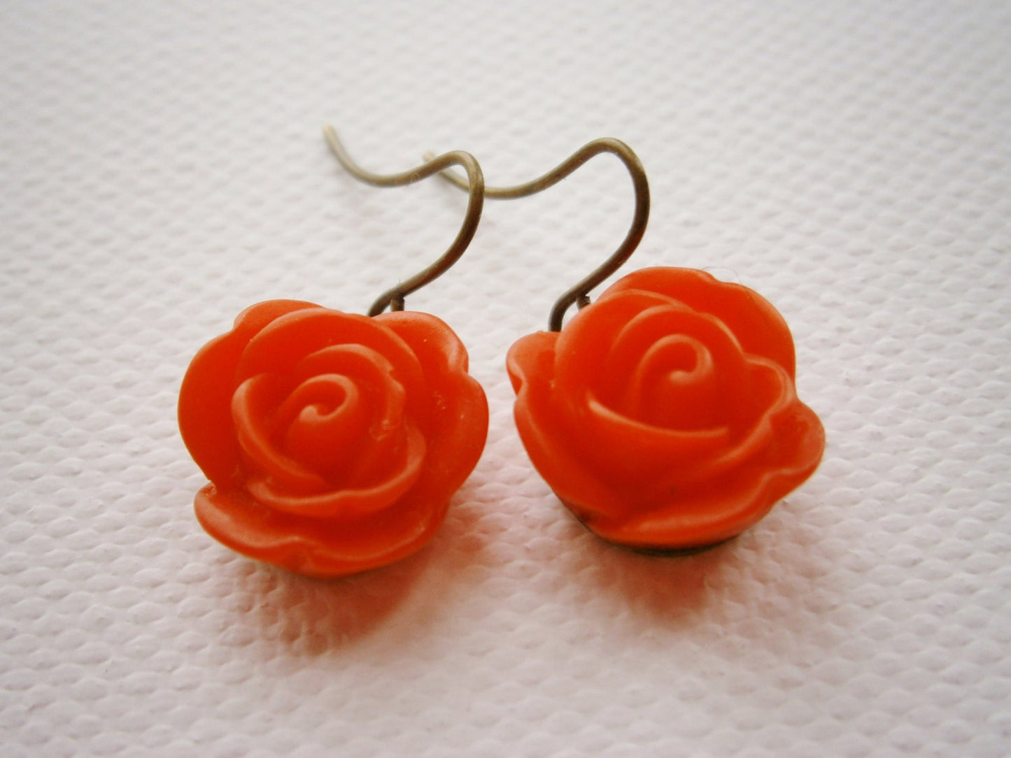 Red 13mm Resin Rose's set on Antique Brass Base & Earring Hook's/Dangle Earrings/Rose Earrings/Nature Earrings/Boho Earrings